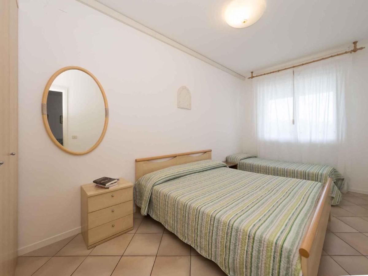 Apartments In Lignano Sabbiadoro 21784 Bagian luar foto